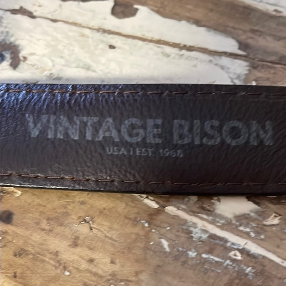 Brown Leather Belt with Textured Finish and Metal Buckle - Picture 7 of 7
